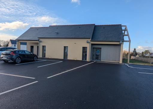 Photo de dehors du centre de Dol-de-Bretagne